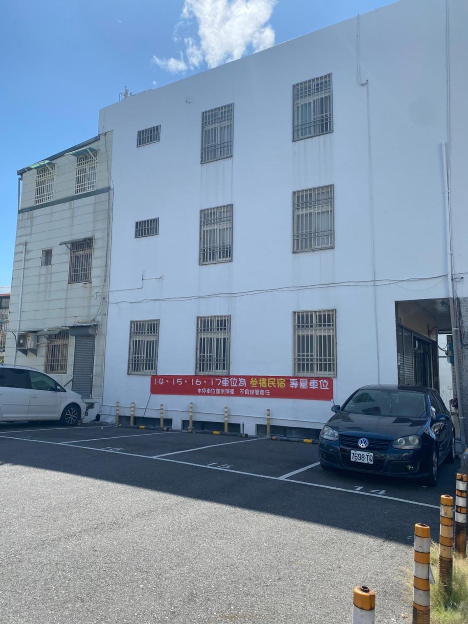 叁樓民宿 Taitung Экстерьер фото